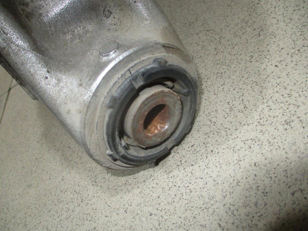 Кулак поворотный задний левый, 3000 рублей, Пермь