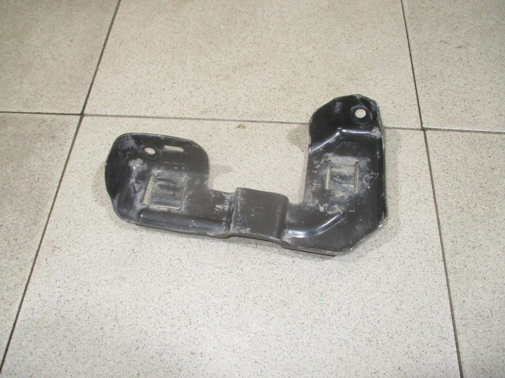 Кронштейн фар правый, 500 рублей, Пермь