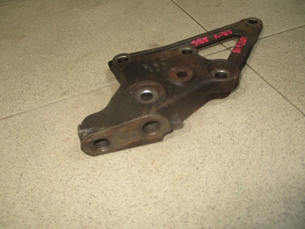 Кронштейн двигателя правый, 1000 рублей, Пермь