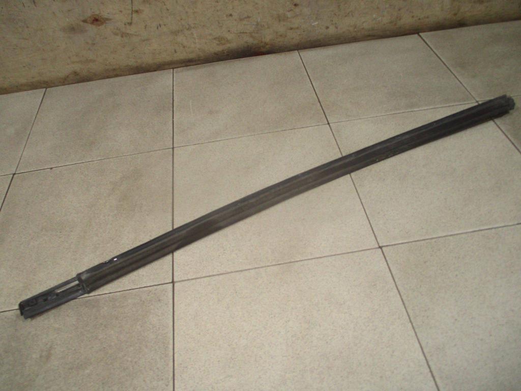 Накладка стекла переднего правого, 500 рублей, Пермь