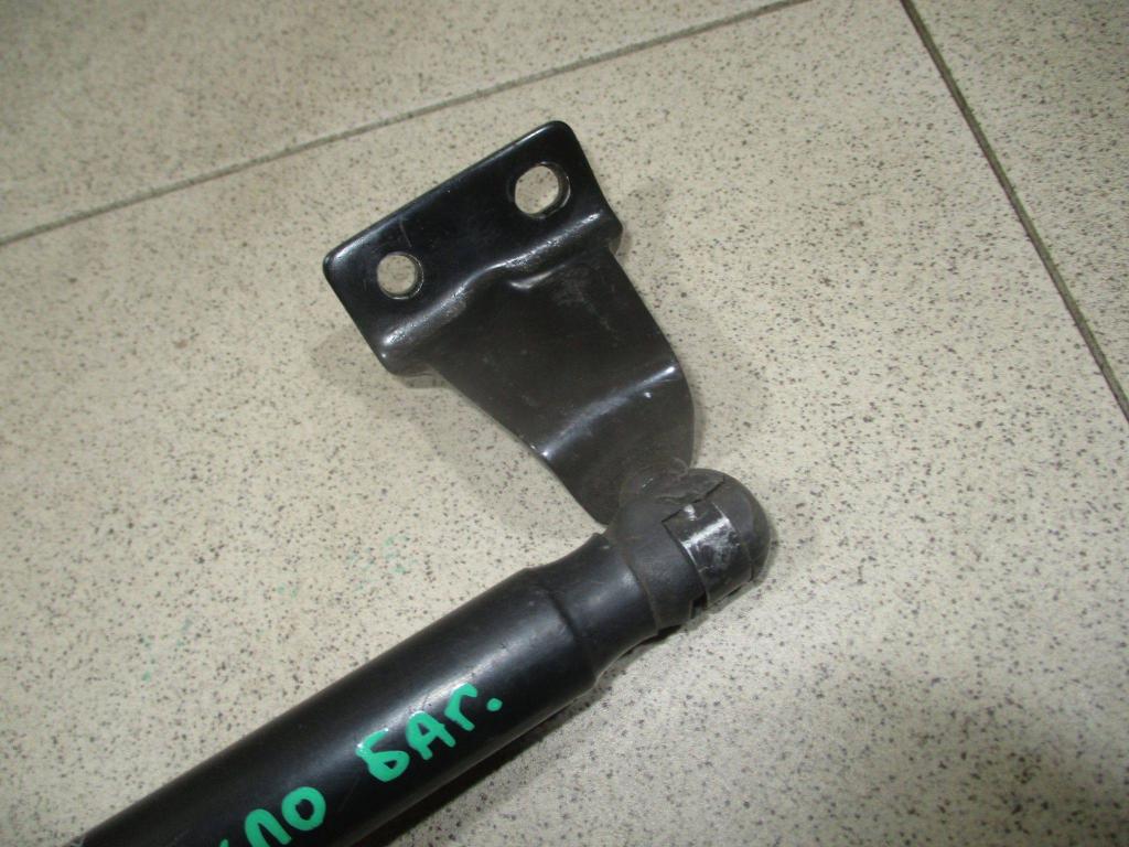 Амортизатор стекла багажника, 500 рублей, Пермь