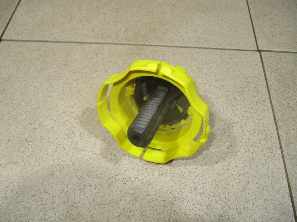 Болт крепления запасного колеса, 500 рублей, Пермь