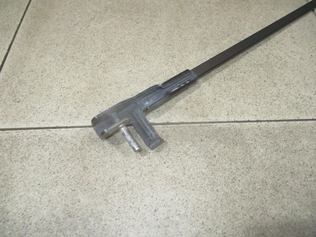 Поводок стеклоочистителя передний правый, 500 рублей, Пермь