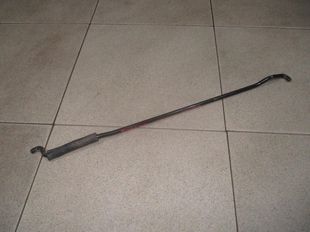 Держатель капота, 500 рублей, Пермь