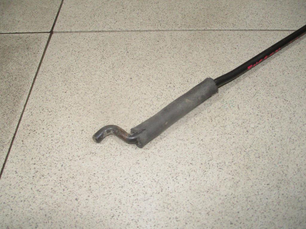 Держатель капота, 500 рублей, Пермь