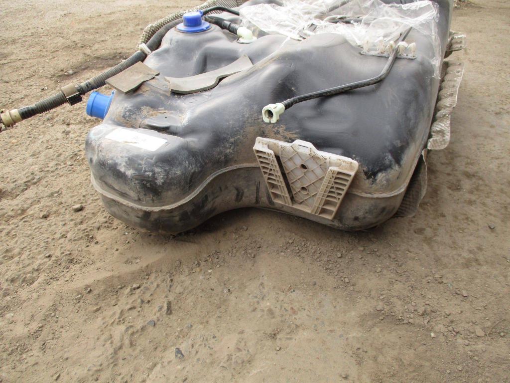 Бак топливный, 2000 рублей, Пермь