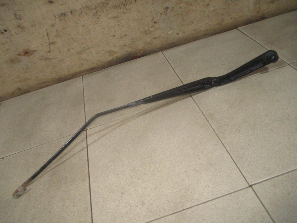 Поводок стеклоочистителя передний правый, 1500 рублей, Пермь