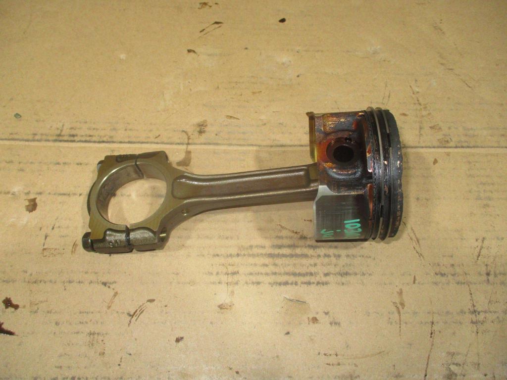 Поршень с шатуном, 2500 рублей, Пермь