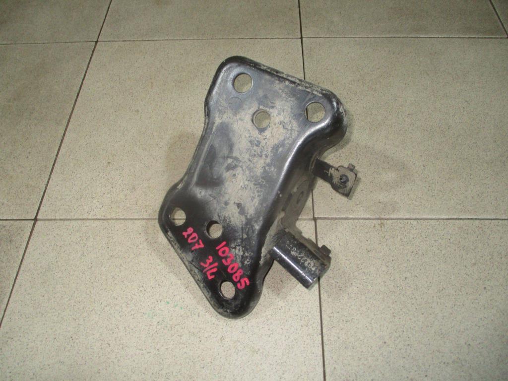 Кронштейн задней балки, 500 рублей, Пермь