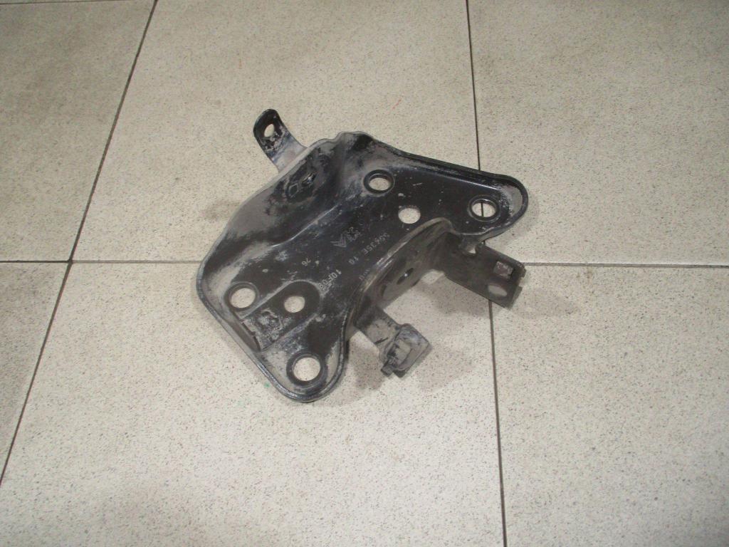 Кронштейн задней балки, 500 рублей, Пермь