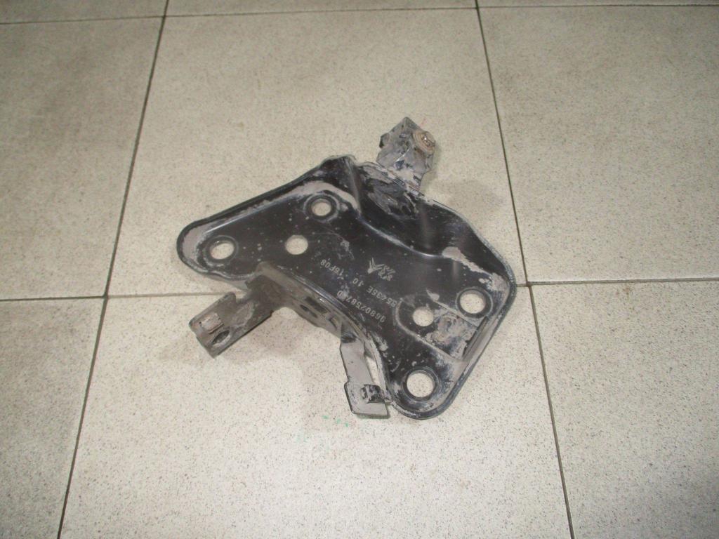 Кронштейн задней балки, 500 рублей, Пермь