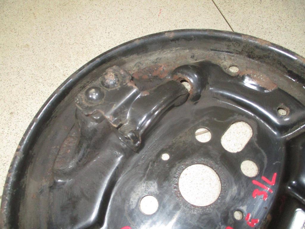 Щит опорный задний левый, 1500 рублей, Пермь