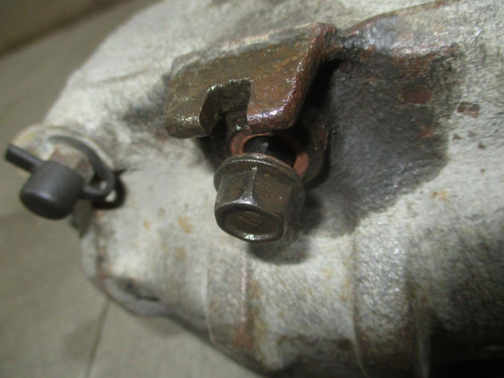 Суппорт передний правый, 2000 рублей, Пермь