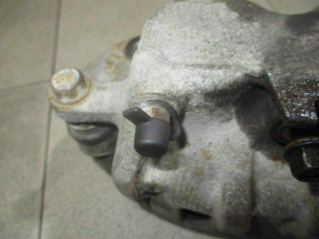 Суппорт передний правый, 2000 рублей, Пермь