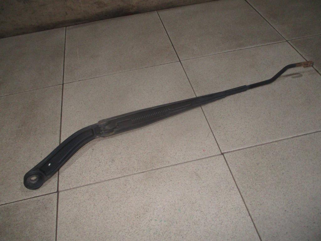 Поводок стеклоочистителя передний левый, 700 рублей, Пермь