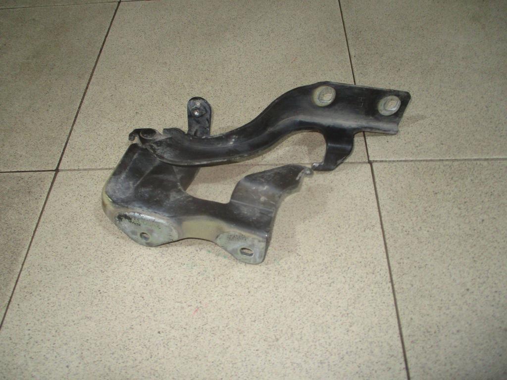 Петля капота левая, 1000 рублей, Пермь