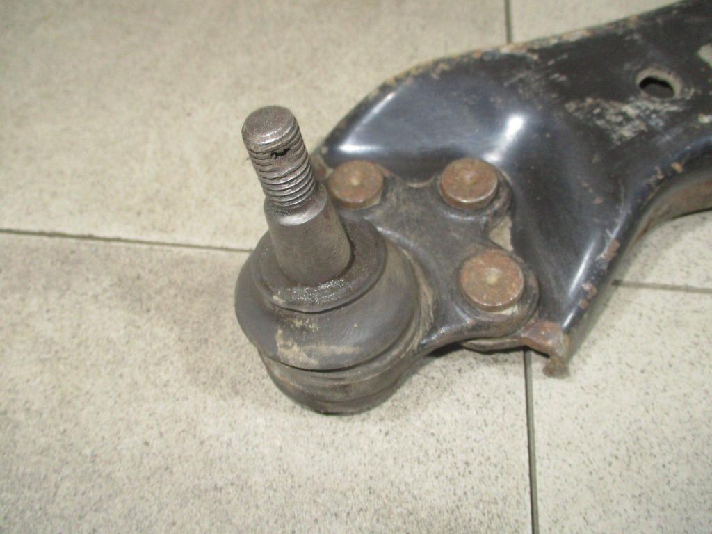 Рычаг передний левый, 2000 рублей, Пермь