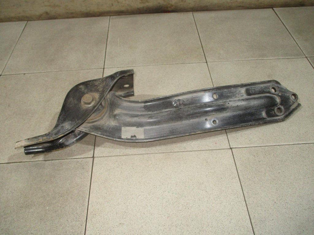 Рычаг задний продольный правый, 1000 рублей, Пермь