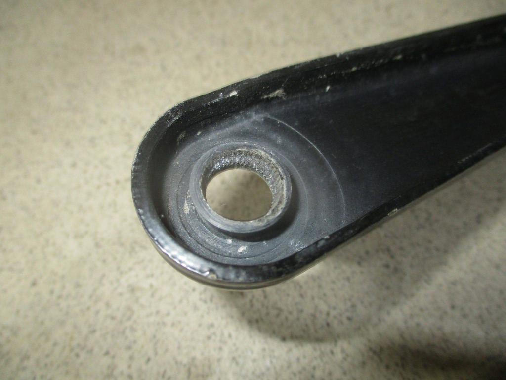 Поводок стеклоочистителя передний левый, 750 рублей, Пермь