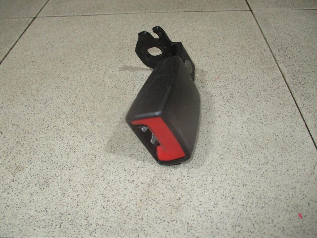 Ответная часть ремня безопасности, 500 рублей, Пермь