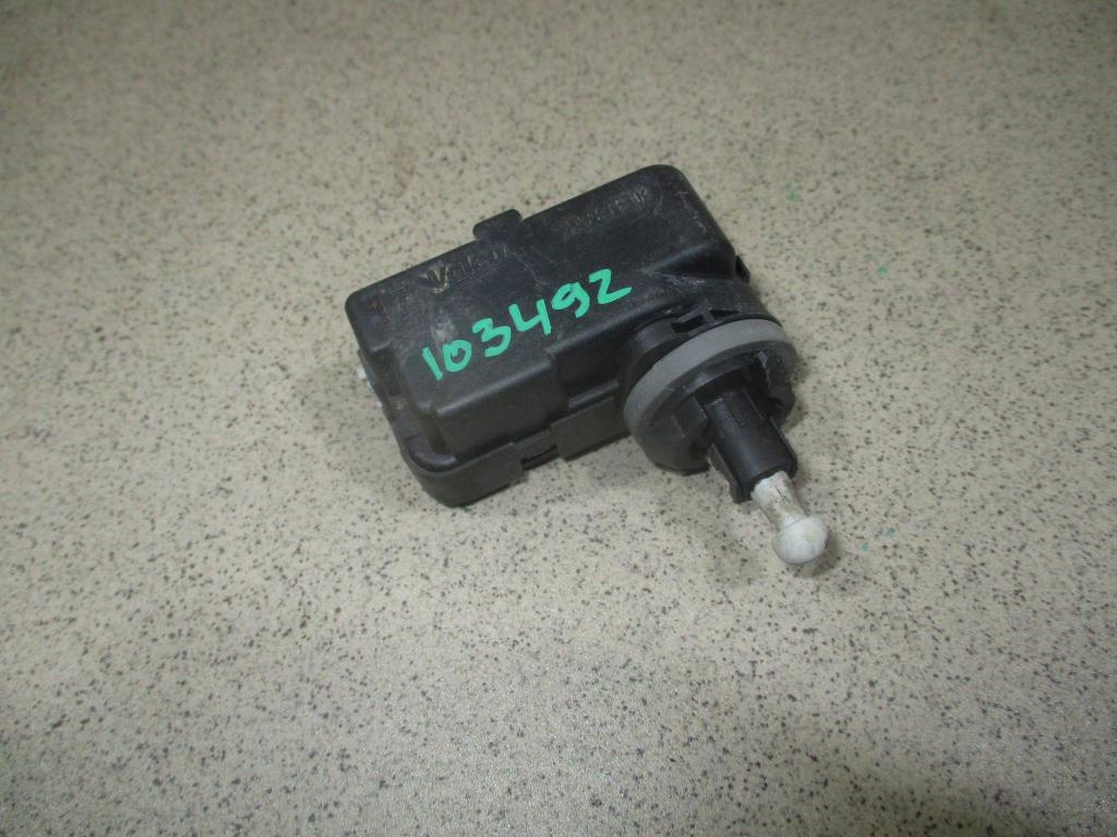 Моторчик корректора фары, 2000 рублей, Пермь