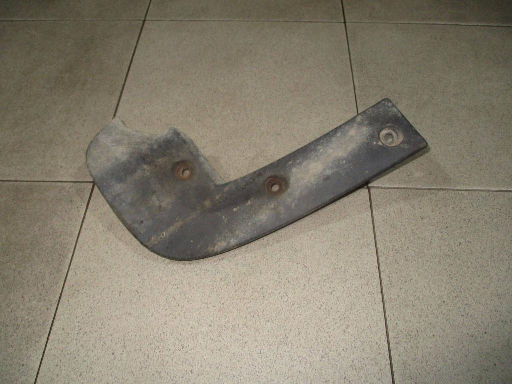 Брызговик задний левый, 500 рублей, Пермь