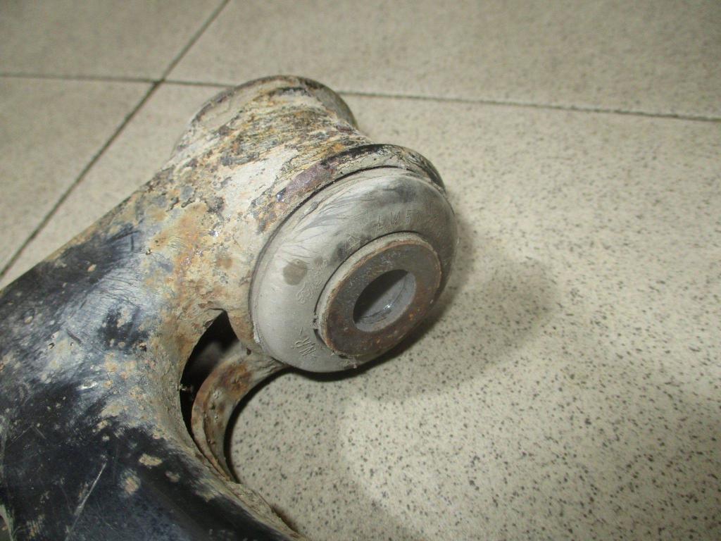 Рычаг передний левый, 2000 рублей, Пермь