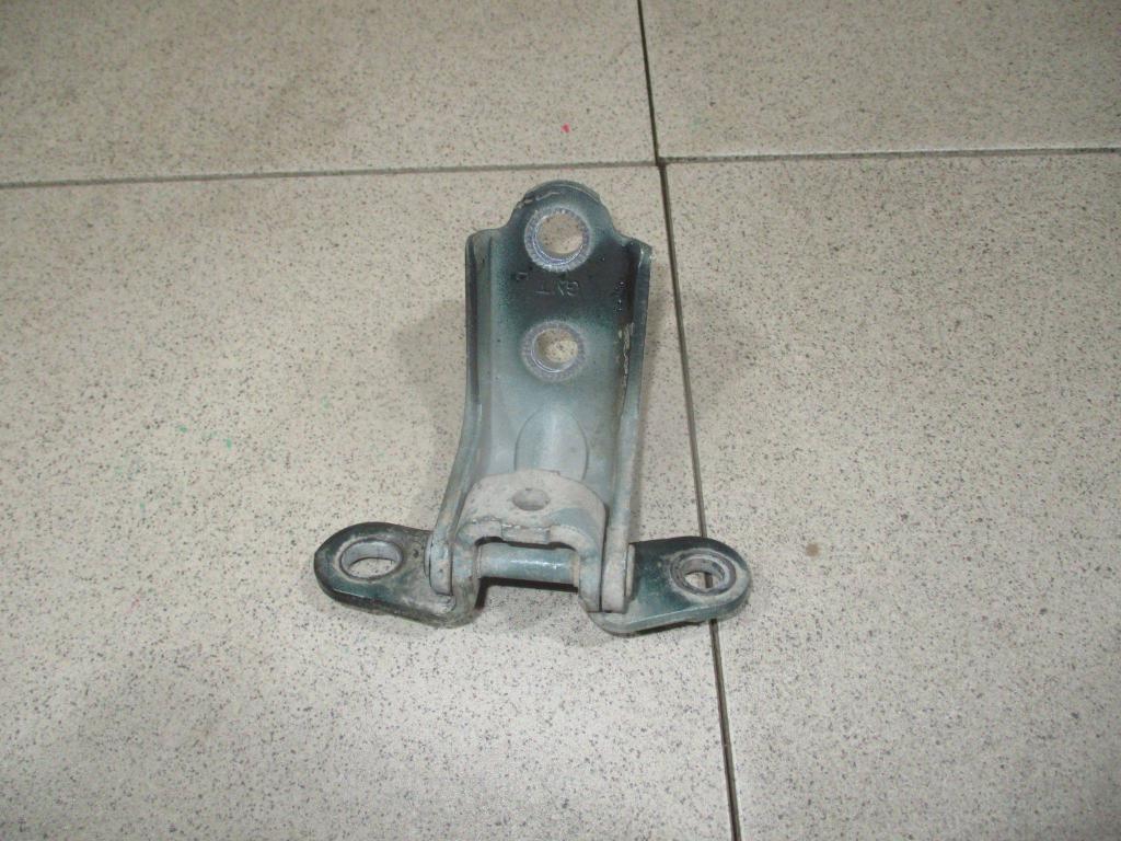 Петля двери передней правой нижняя, 500 рублей, Пермь