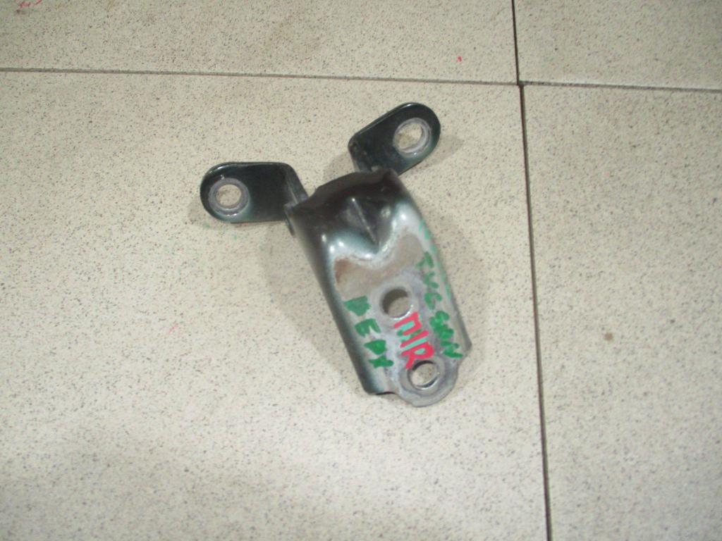 Петля двери передней правой верхняя, 500 рублей, Пермь