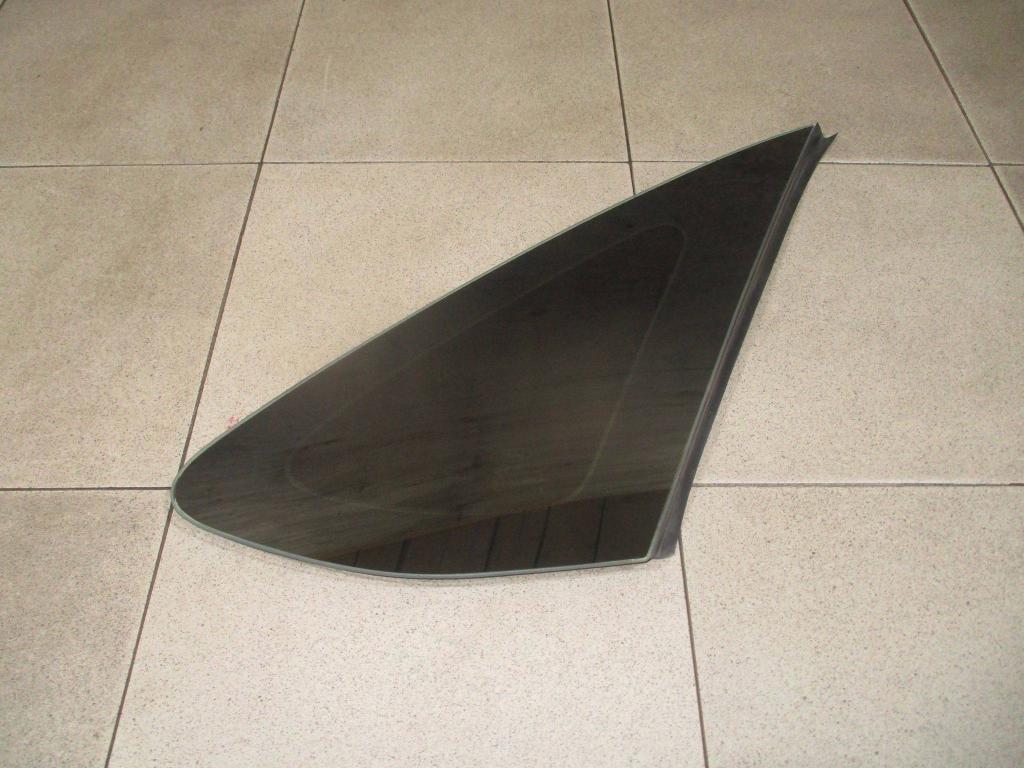 Стекло кузовное глухое правое, 700 рублей, Пермь