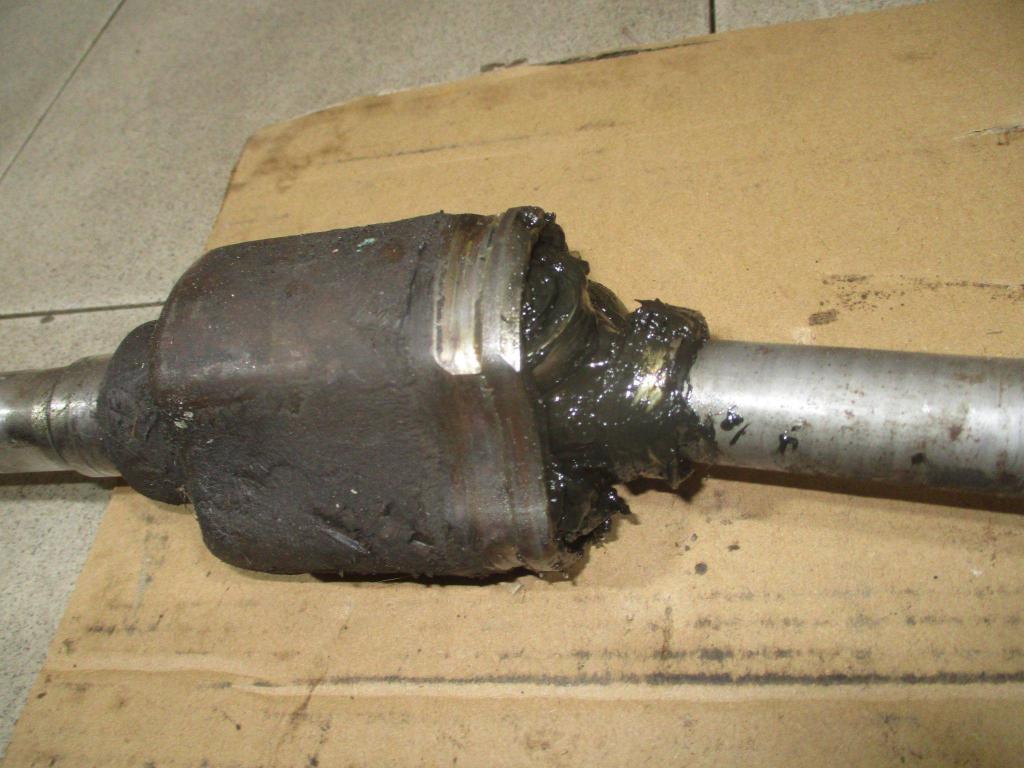 Полуось передняя левая, 2000 рублей, Пермь