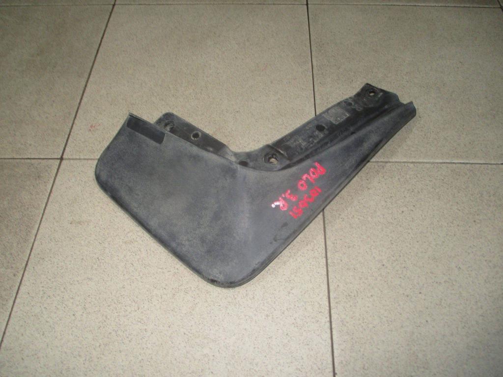 Брызговик задний правый, 1000 рублей, Пермь