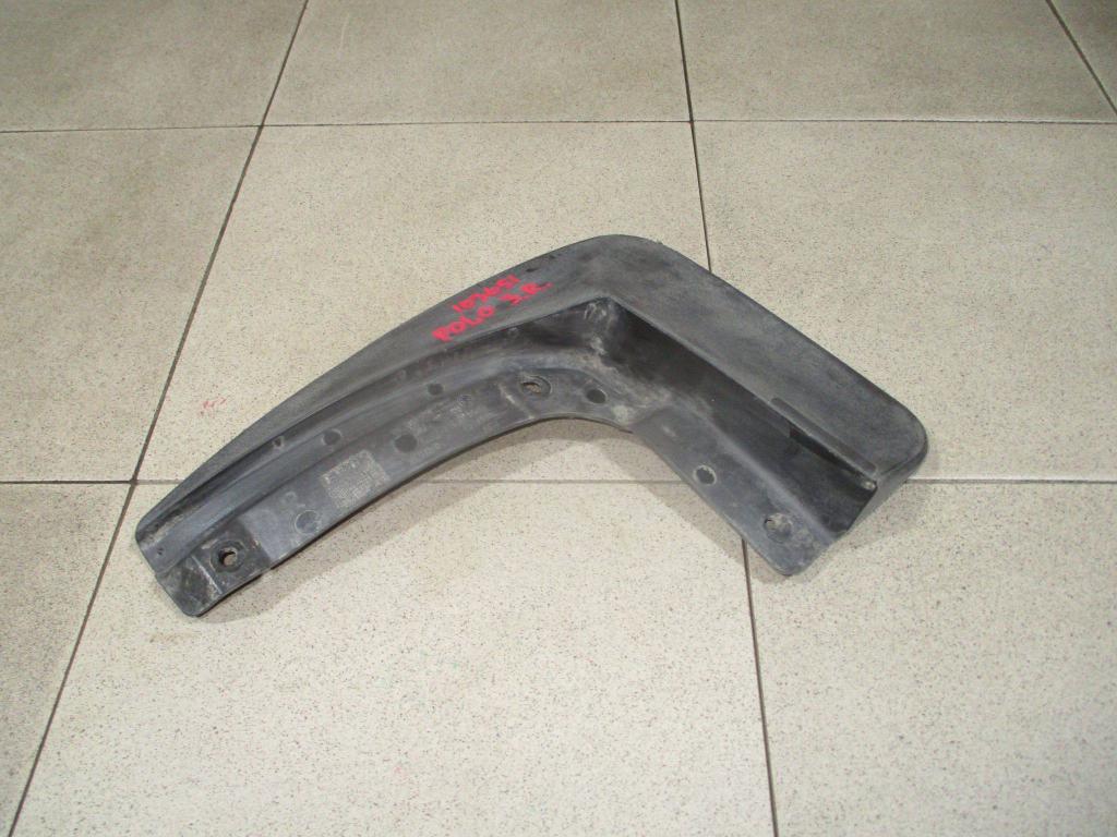 Брызговик задний правый, 1000 рублей, Пермь