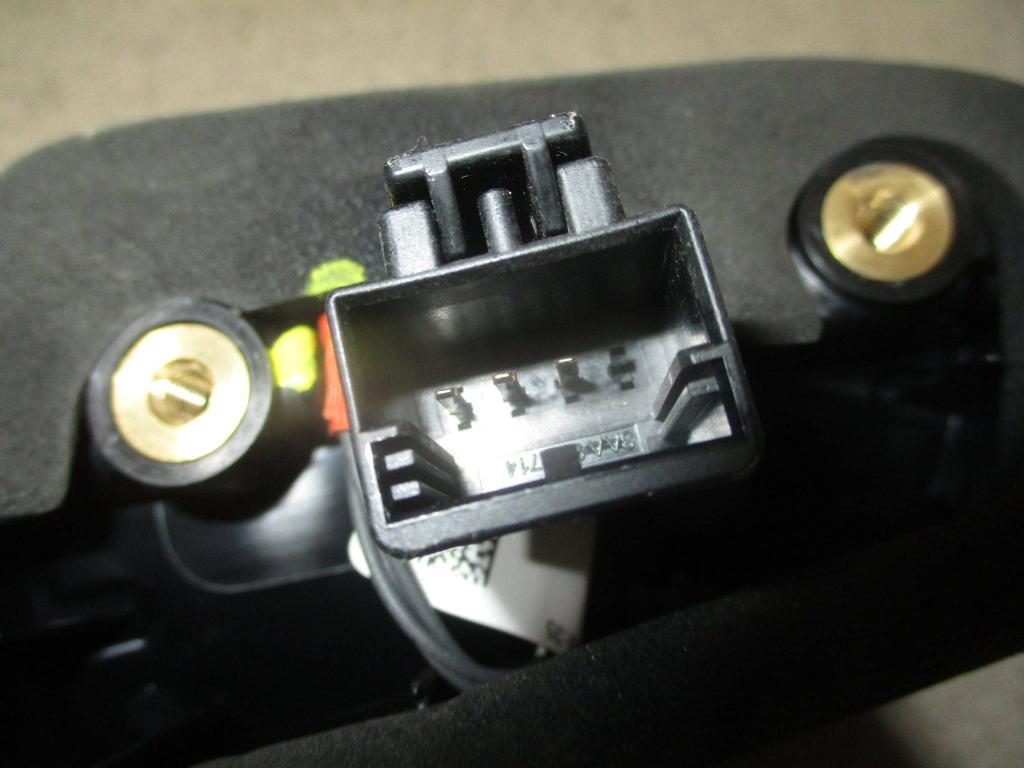 Фонарь задний внутренний левый, 4000 рублей, Пермь