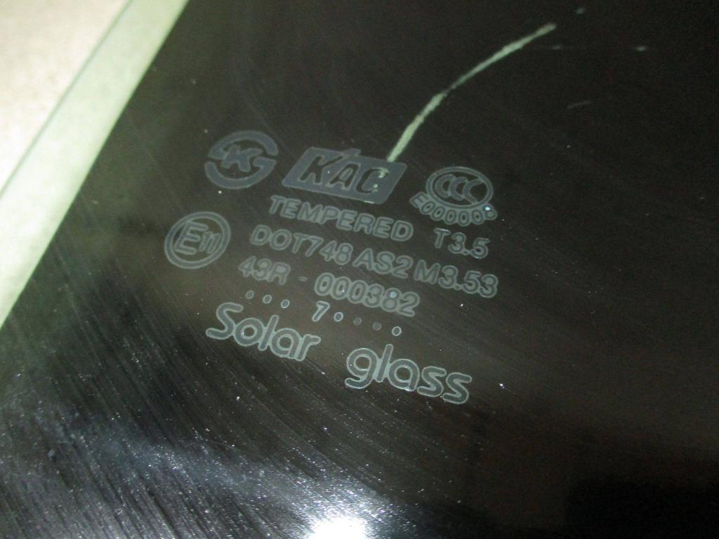 Стекло двери задней правой, 1000 рублей, Пермь