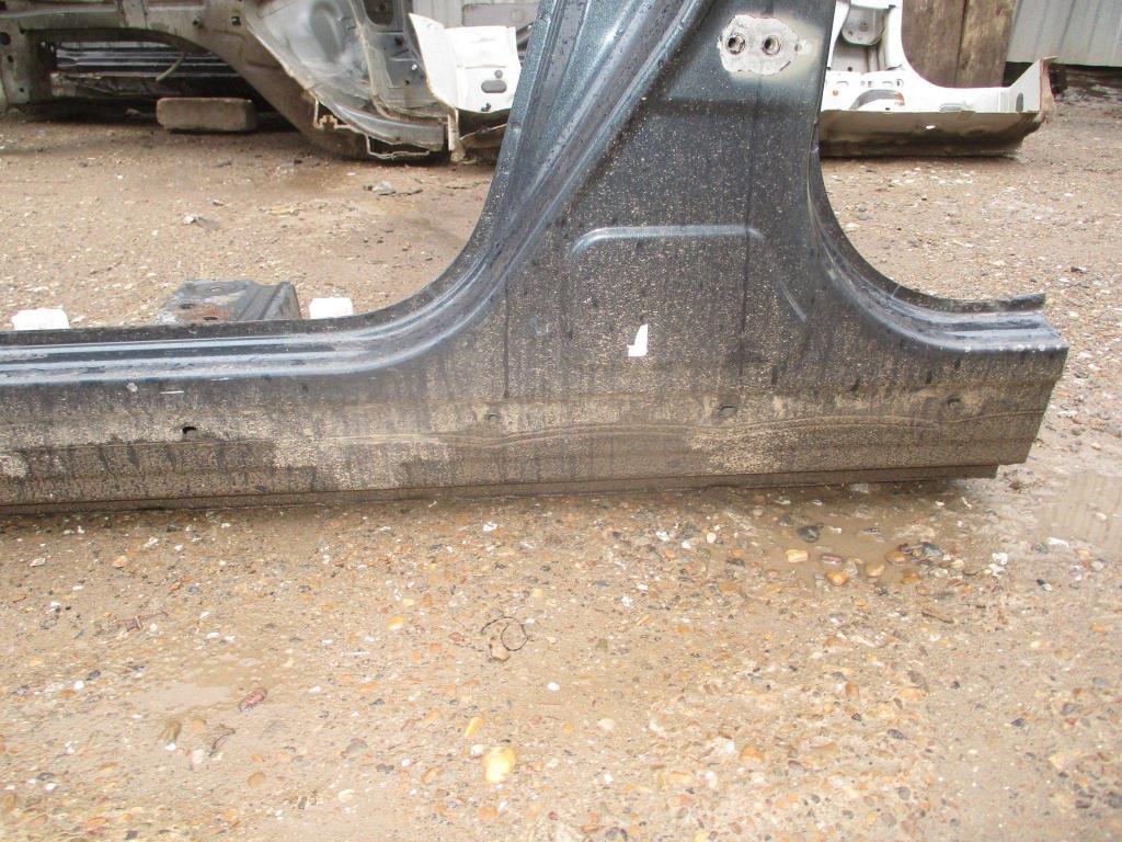 Порог со стойкой левый, 11000 рублей, Пермь