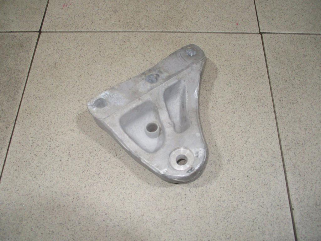 Кронштейн опоры двигателя, 500 рублей, Пермь