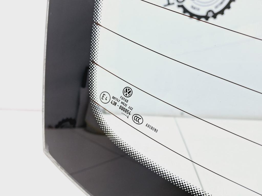 Стекло заднее, 4000 рублей, Пермь