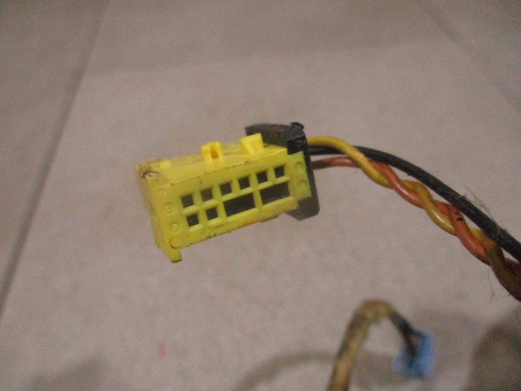 Переключатель подрулевой управления магнитолой, 2000 рублей, Пермь