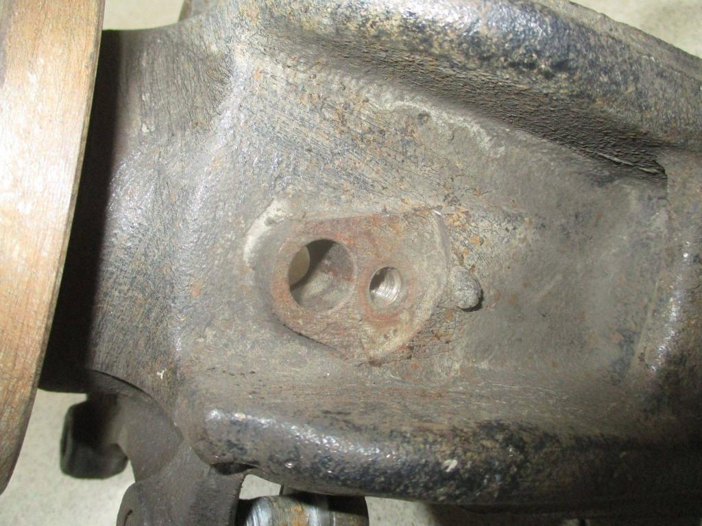 Кулак поворотный передний правый, 2500 рублей, Пермь