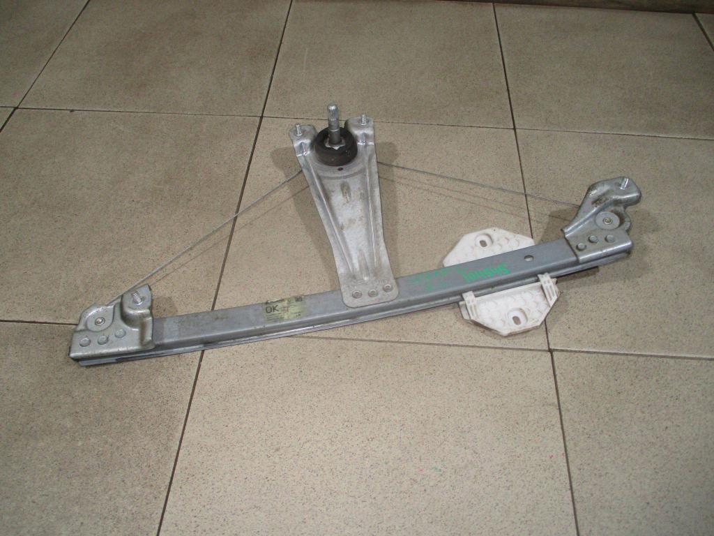 Стеклоподъемник механический задний левый, 500 рублей, Пермь