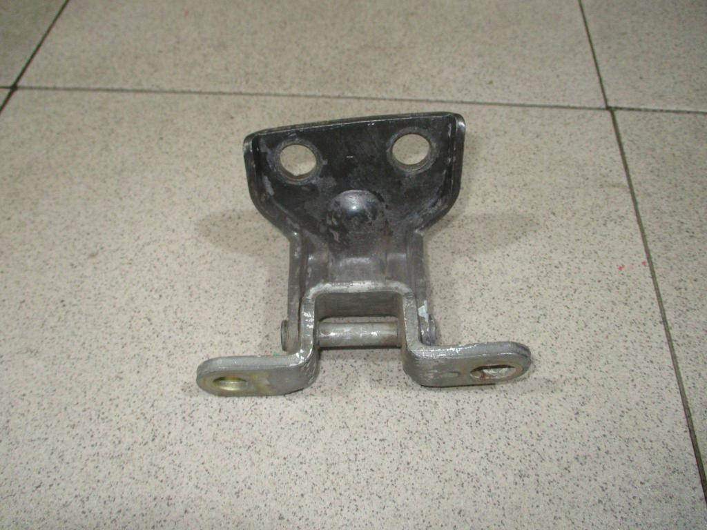 Петля двери задней правой верхняя, 500 рублей, Пермь