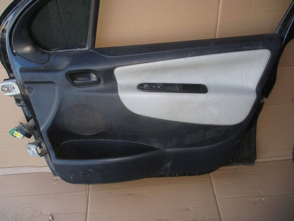 Обшивка двери передней правой, 1000 рублей, Пермь