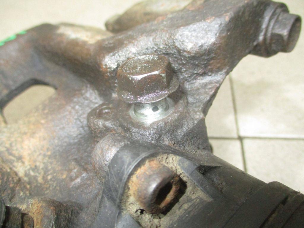 Суппорт задний правый, 15000 рублей, Пермь