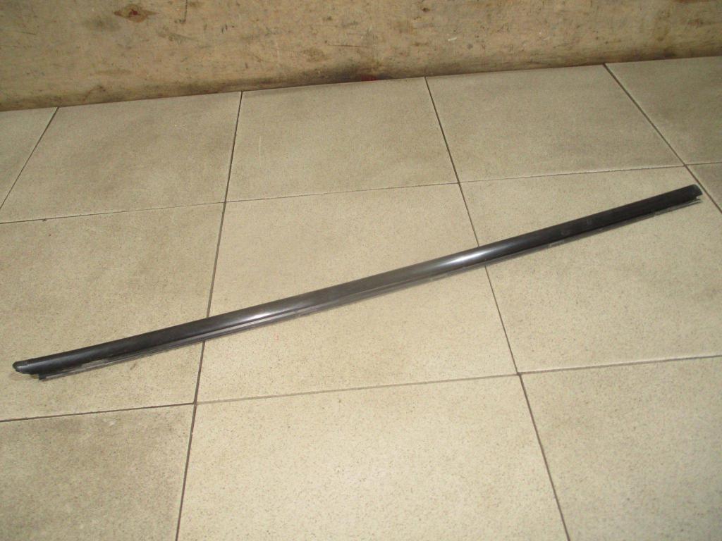 Накладка стекла переднего правого, 1000 рублей, Пермь