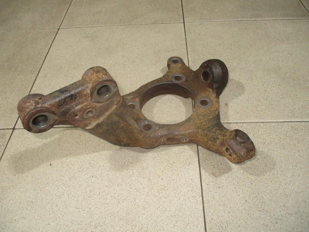 Кулак поворотный передний левый, 9000 рублей, Пермь