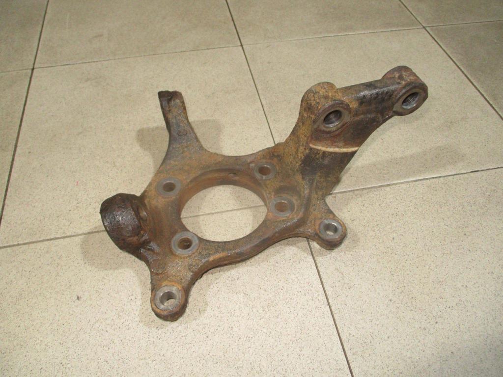 Кулак поворотный передний левый, 9000 рублей, Пермь