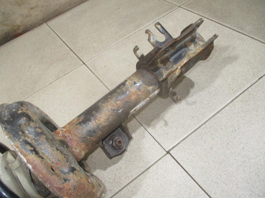 Амортизатор передний правый, 2500 рублей, Пермь