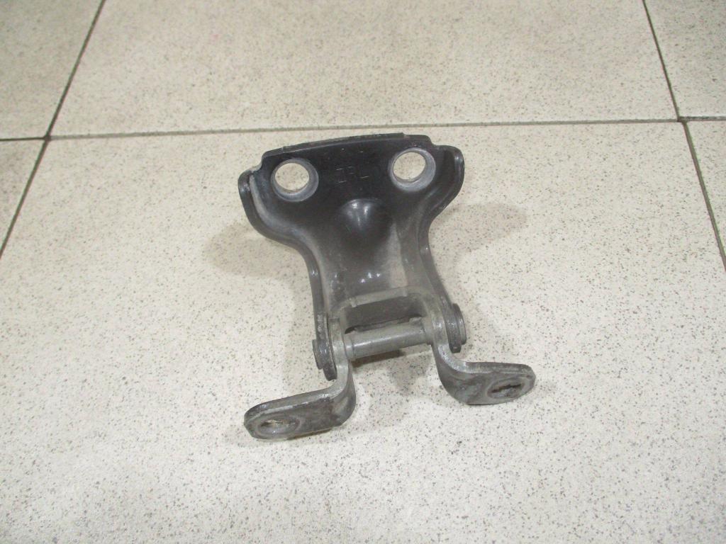 Петля двери задней левой верхняя, 500 рублей, Пермь