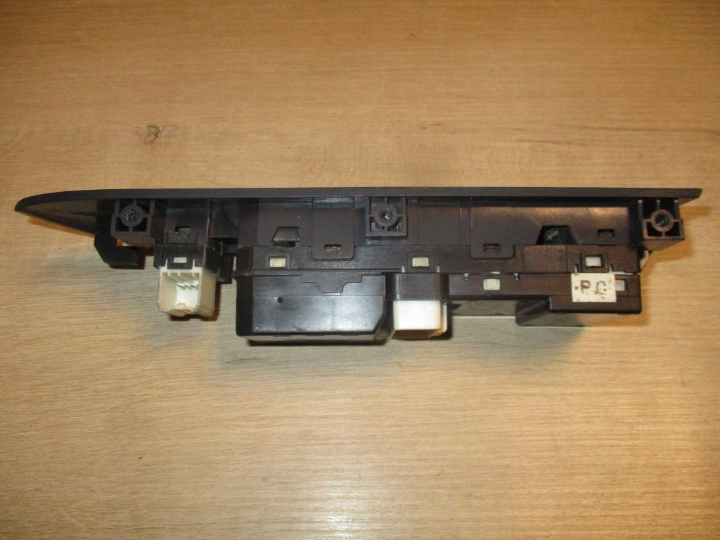 Блок управления стеклоподъемниками, 2500 рублей, Пермь